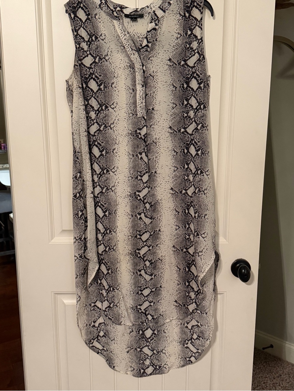 Acrobat Sleeveless Snake-Print Midi Dress in Black & White